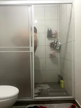 Snapshot of kevinsito1 chatting on 12/04/25, 04:55 kevinsito1 online show from 12/04/25, 04:55