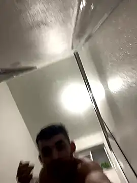 Snapshot of kevinsito1 chatting on 01/08/26, 01:41 kevinsito1 online show from 01/08/26, 01:41