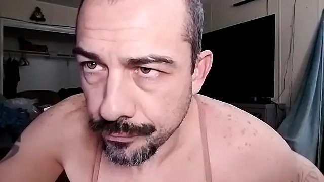 Snapshot of MasterJizzJunky chatting on 12/04/25, 11:08 MasterJizzJunky online show from 12/04/25, 11:08