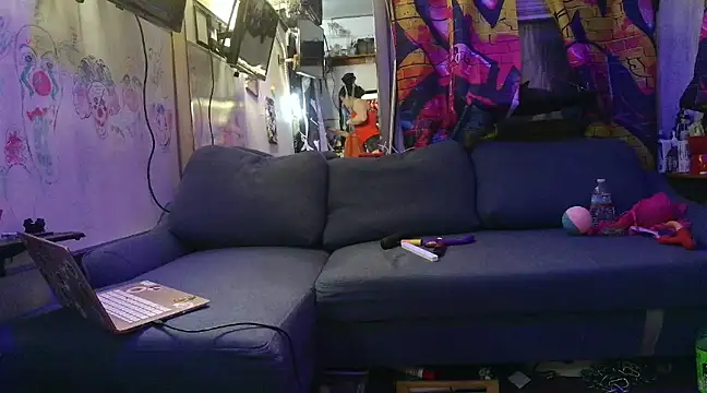 KRYZTALYNXXX online show from 02/13/25, 11:04