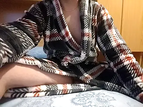 Snapshot of NeneTamy chatting on 12/31/24, 03:20 NeneTamy online show from 12/31/24, 03:20