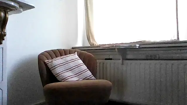 Snapshot of sjorgiogeorge chatting on 03/31/26, 05:35 sjorgiogeorge online show from 03/31/26, 05:35