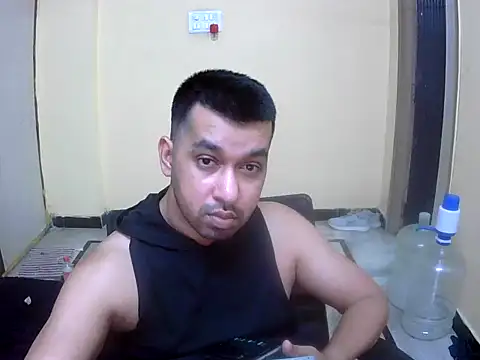 Snapshot of sajid69619 chatting on 04/05/26, 07:22 sajid69619 online show from 04/05/26, 07:22