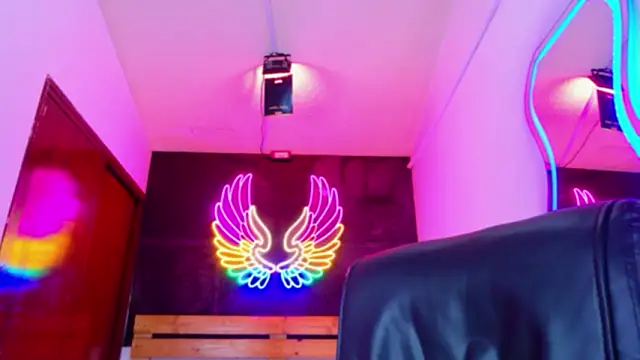 meghan nill online show from 03/17/26, 03:33