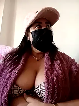 Jawahir-pretty-women online show from 01/21/25, 01:22