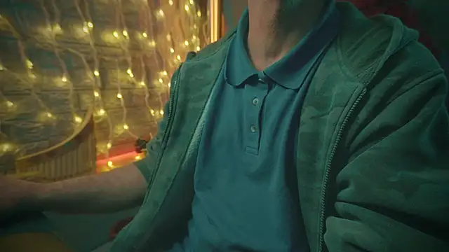 Snapshot of alex-volo chatting on 12/19/24, 10:32 alex-volo online show from 12/19/24, 10:32