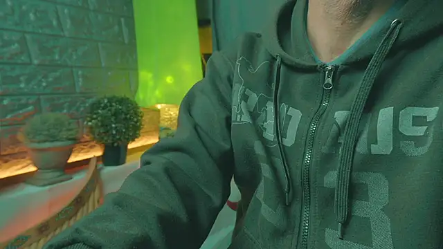 Snapshot of alex-volo chatting on 03/15/25, 10:24 alex-volo online show from 03/15/25, 10:24