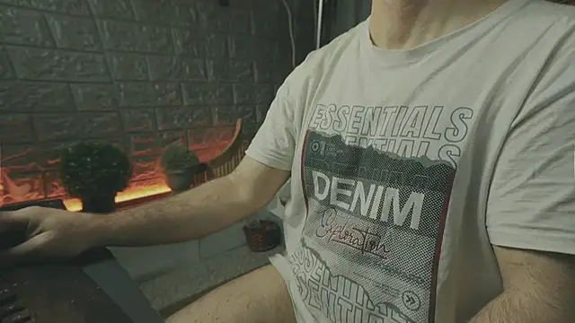 Snapshot of alex-volo chatting on 10/11/25, 08:02 alex-volo online show from 10/11/25, 08:02