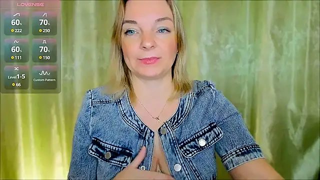 Regina  blue online show from 12/05/24, 06:11