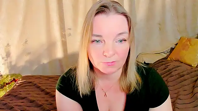 Regina  blue online show from 01/15/26, 05:05