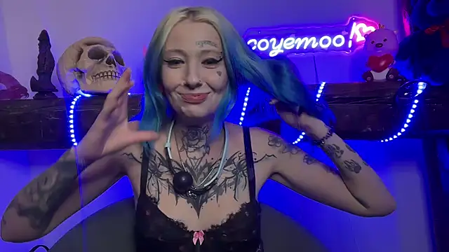 coyemoo online show from 02/20/25, 12:19