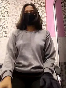 Snapshot of Kashish_18 chatting on 01/17/25, 05:53 Kashish 18 online show from 01/17/25, 05:53