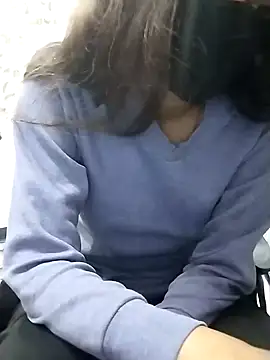 Snapshot of Kashish_18 chatting on 01/18/25, 06:03 Kashish 18 online show from 01/18/25, 06:03