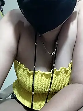 Kashish 18 online show from 03/22/26, 07:45