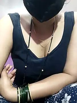 Snapshot of Kashish_18 chatting on 07/02/26, 02:01 Kashish 18 online show from 07/02/26, 02:01