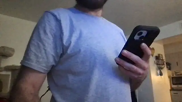 Snapshot of SpunCandy chatting on 04/03/26, 07:50 SpunCandy online show from 04/03/26, 07:50