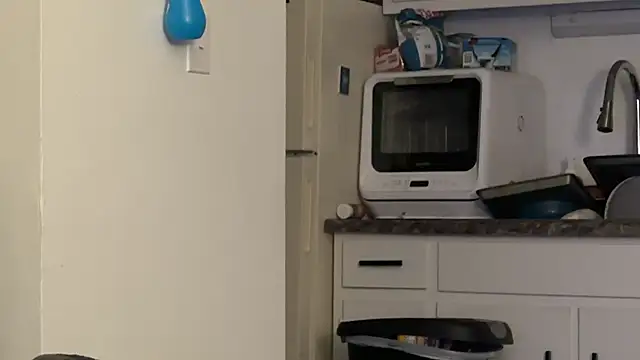 Snapshot of SpunCandy chatting on 04/10/26, 07:57 SpunCandy online show from 04/10/26, 07:57