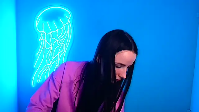 Eva Janee online show from 01/28/25, 12:22