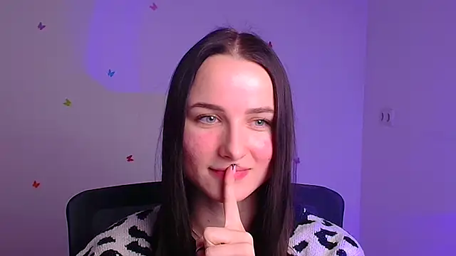 Eva Janee online show from 02/25/25, 10:04