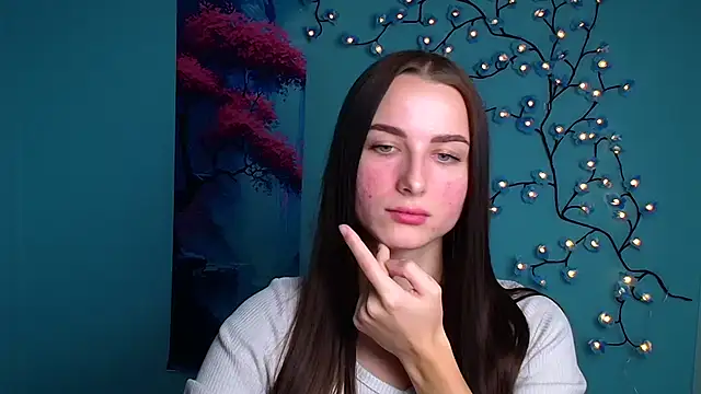 Eva Janee online show from 10/11/25, 11:20