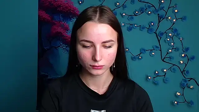 Eva Janee online show from 10/17/25, 05:21