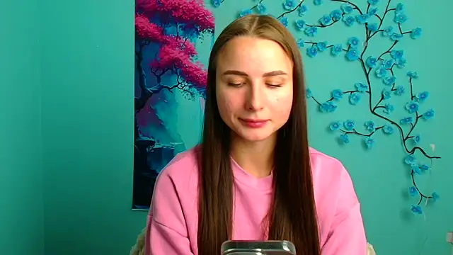 Eva Janee online show from 11/10/25, 12:15