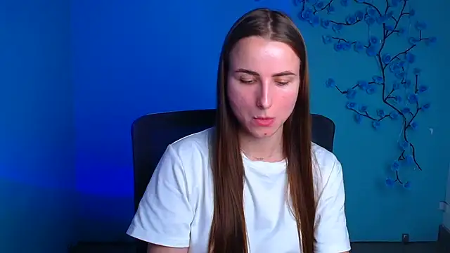 Eva Janee online show from 06/29/26, 10:15