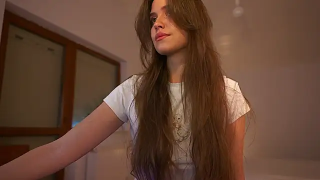 Snapshot of FazeyJ_ chatting on 03/23/26, 05:44 FazeyJ online show from 03/23/26, 05:44