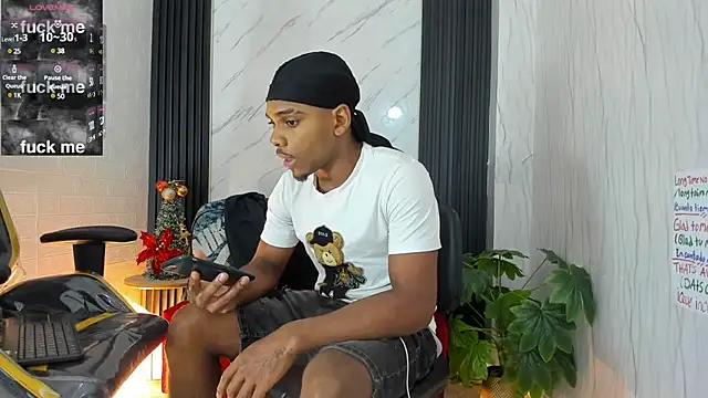 Jack Muscles69  online show from 12/31/24, 08:02