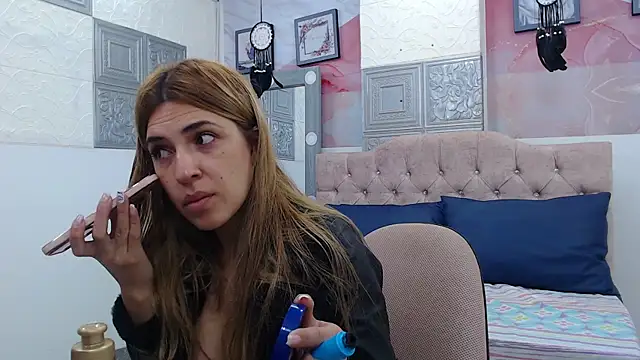 EvaaLovia1 online show from 01/04/25, 02:25