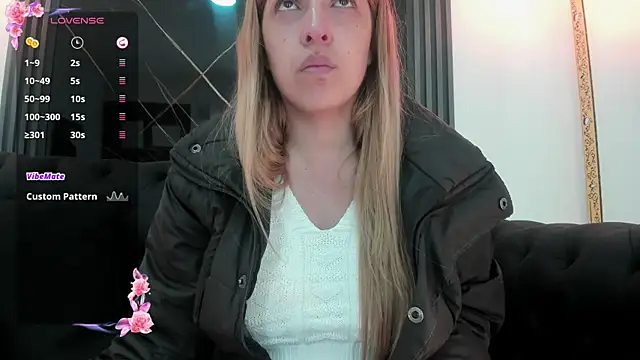 EvaaLovia1 online show from 11/03/25, 02:18