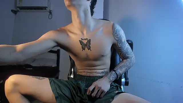 Snakebutterfly online show from 09/13/25, 06:57