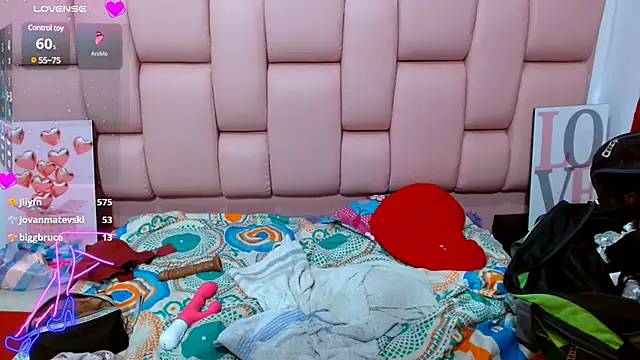 Snapshot of angela20_ chatting on 02/01/25, 11:06 angela20 online show from 02/01/25, 11:06