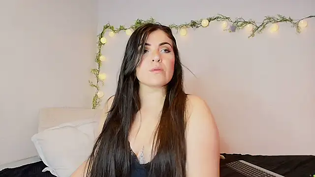 Amara vega online show from 05/30/26, 11:18