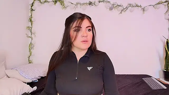Amara vega online show from 06/01/26, 03:36