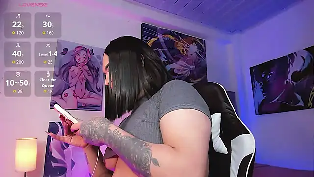 alexia mattel online show from 02/06/26, 01:32