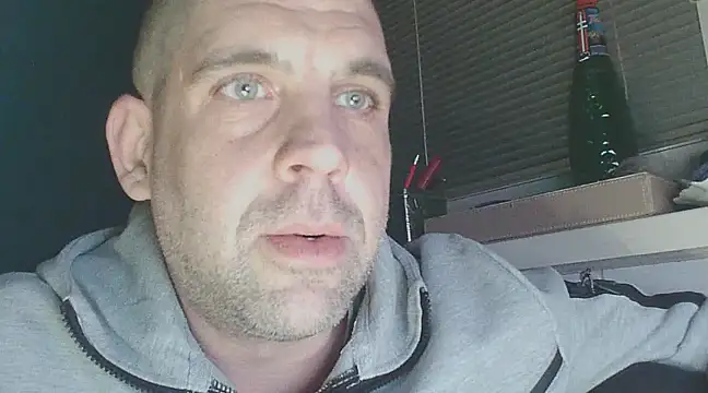 Snapshot of YouWantMe666 chatting on 02/10/25, 09:58 YouWantMe666 online show from 02/10/25, 09:58