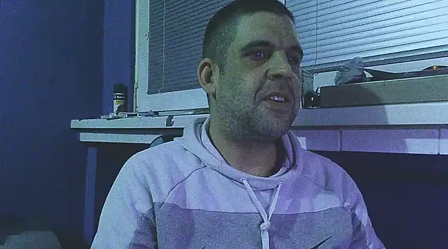 Snapshot of YouWantMe666 chatting on 02/26/25, 02:26 YouWantMe666 online show from 02/26/25, 02:26