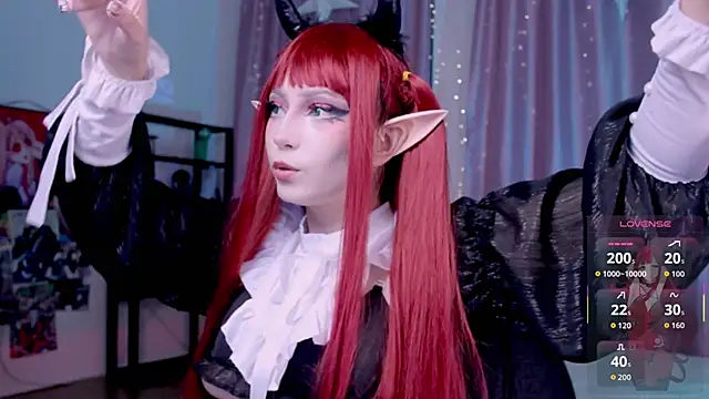 Snapshot of Carolina_Leep chatting on 09/26/25, 04:44 Carolina Leep online show from 09/26/25, 04:44