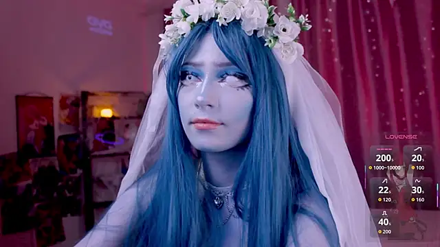 Carolina Leep online show from 10/31/25, 01:45