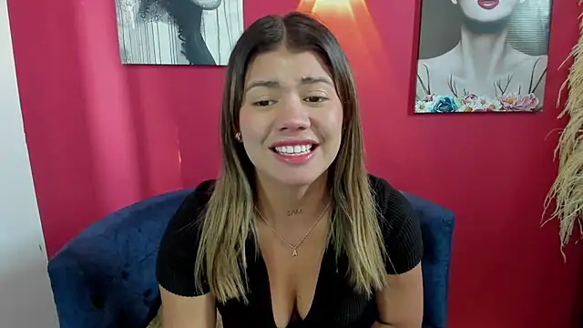 Snapshot of Gissel_Angel chatting on 12/16/24, 08:37 Gissel Angel online show from 12/16/24, 08:37