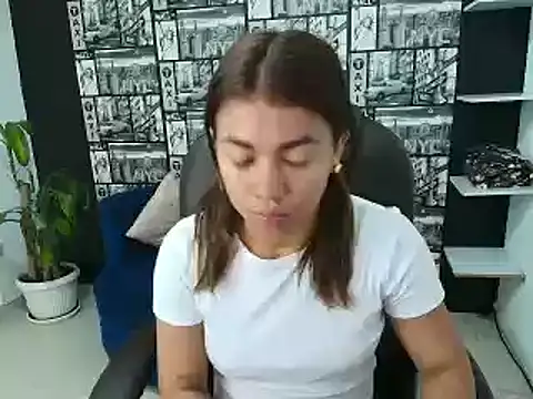 Snapshot of Gissel_Angel chatting on 02/24/25, 08:14 Gissel Angel online show from 02/24/25, 08:14