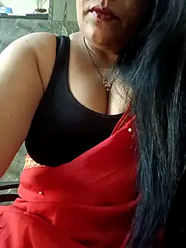 Snapshot of sneha_rose chatting on 12/10/24, 04:02 sneha rose online show from 12/10/24, 04:02