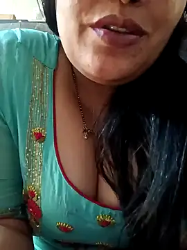 Snapshot of sneha_rose chatting on 01/13/25, 06:38 sneha rose online show from 01/13/25, 06:38