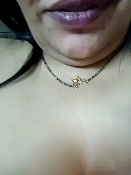 Snapshot of sneha_rose chatting on 01/15/25, 04:25 sneha rose online show from 01/15/25, 04:25