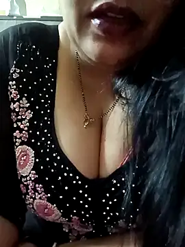 Snapshot of sneha_rose chatting on 01/18/25, 06:43 sneha rose online show from 01/18/25, 06:43