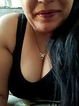 Snapshot of sneha_rose chatting on 01/22/25, 05:37 sneha rose online show from 01/22/25, 05:37