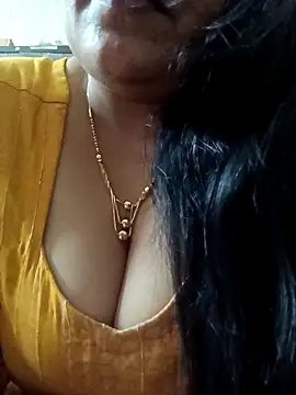 Snapshot of sneha_rose chatting on 02/27/25, 04:20 sneha rose online show from 02/27/25, 04:20