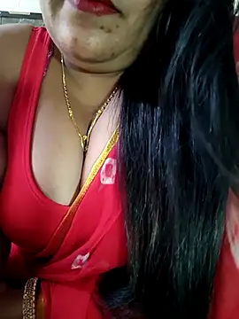 Snapshot of sneha_rose chatting on 11/03/25, 05:31 sneha rose online show from 11/03/25, 05:31