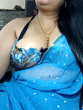 Snapshot of sneha_rose chatting on 07/13/26, 05:54 sneha rose online show from 07/13/26, 05:54